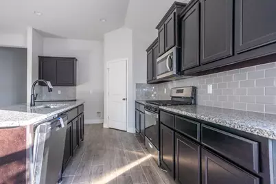 118 Sycamore Street, Balch Springs, TX 75181 - Photo 8