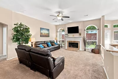 2402 N Hunter Place Lane, Arlington, TX 76006 - Photo 8