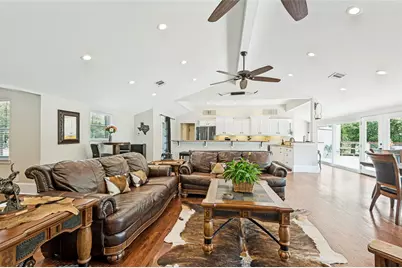 928 N Irving Heights Drive, Irving, TX 75061 - Photo 4