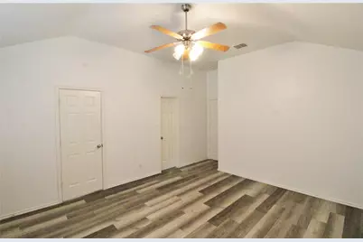 3256 Fluvia, Grand Prairie, TX 75054 - Photo 16