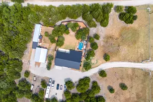 224 Lyla Ln, Whitewright, TX 75491 - Photo 1