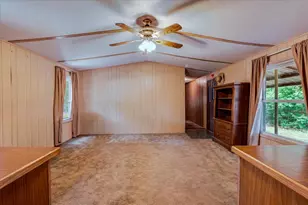 615 SW 20th St, Mineral Wells, TX 76067 - Photo 4