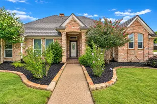 504 Quail Cove Ct, Hurst, TX 76054 - Photo 1