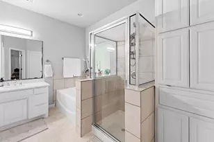 1025 Pearson St, Irving, TX 75061 - Photo 8