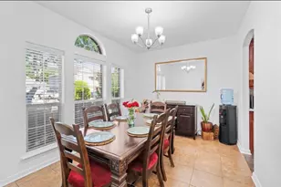 1025 Pearson St, Irving, TX 75061 - Photo 12