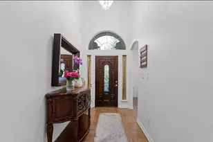 1025 Pearson St, Irving, TX 75061 - Photo 4