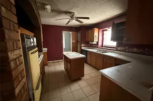6313 Overlake Dr, Fort Worth, TX 76135 - Photo 6