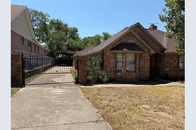 6313 Overlake Drive, Fort Worth, TX 76135 - Photo 2