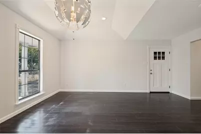 803 Hollywood Avenue, Dallas, TX 75208 - Photo 22