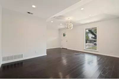 803 Hollywood Avenue, Dallas, TX 75208 - Photo 20