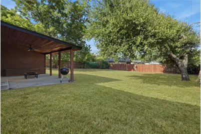 829 Lee Drive, Bedford, TX 76022 - Photo 18
