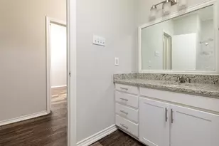 5700 Pershing Ave, Fort Worth, TX 76107 - Photo 22