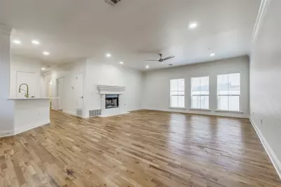 4210 Prescott #C, Dallas, TX 75219 - Photo 2