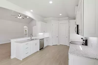 816 Haley Street, Springtown, TX 76082 - Photo 6