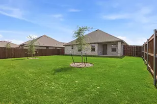 816 Haley St, Springtown, TX 76082 - Photo 38