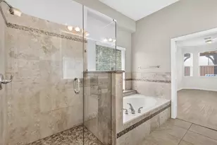 8005 Strecker Ln, Plano, TX 75025 - Photo 16