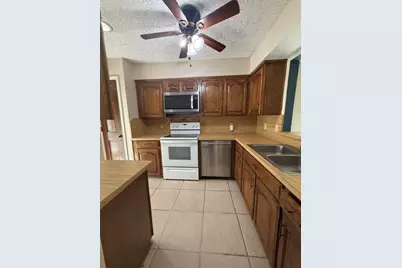 406 S Fannin Street #D, Rockwall, TX 75087 - Photo 6