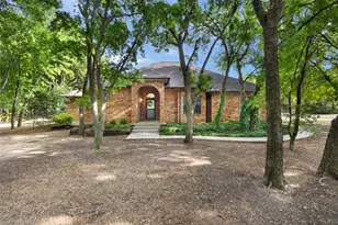 290 Ashford Ln, Midlothian, TX 76065 - Photo 2