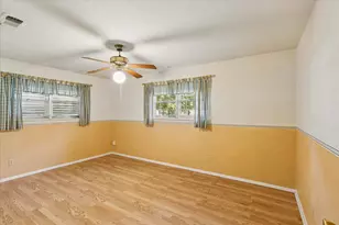 512 Brown Trail Ct, Hurst, TX 76053 - Photo 26