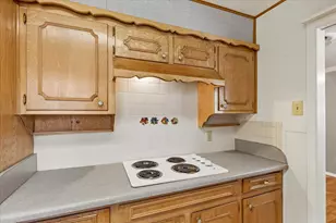 512 Brown Trail Ct, Hurst, TX 76053 - Photo 18