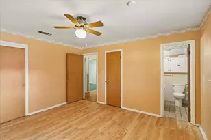 512 Brown Trail Ct, Hurst, TX 76053 - Photo 22