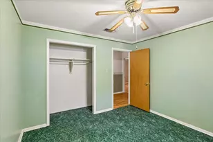 512 Brown Trail Ct, Hurst, TX 76053 - Photo 30