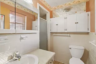 512 Brown Trail Ct, Hurst, TX 76053 - Photo 24