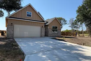 3247 Hillsdale Dr, Corsicana, TX 75110 - Photo 1