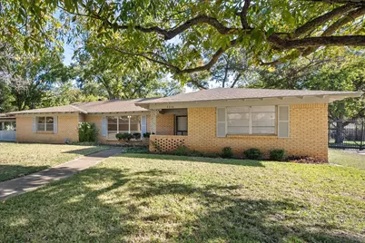 4316 Ashmore Drive, North Richland Hills, TX 76180 - Photo 2
