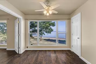 114 Harbor Dr, Runaway Bay, TX 76426 - Photo 14