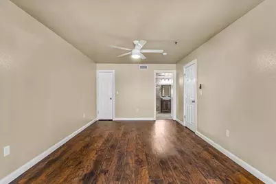 114 Harbor Drive #219, Runaway Bay, TX 76426 - Photo 8