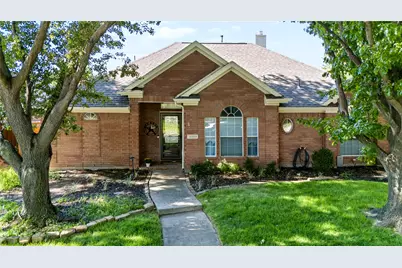 10209 Forrest Drive, Frisco, TX 75035 - Photo 2