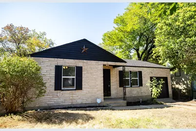 2720 Hanger Avenue, Fort Worth, TX 76105 - Photo 2