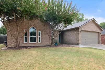 2708 Jennie Wells Drive, Mansfield, TX 76063 - Photo 2