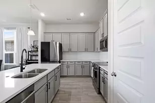 9020 Horse Herd Dr, Fort Worth, TX 76123 - Photo 8