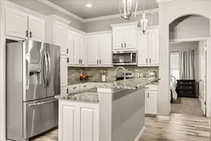 3331 Arrow Creek Dr, Granbury, TX 76049 - Photo 8