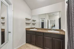 9213 Hill Topper Trl, Fort Worth, TX 76131 - Photo 14