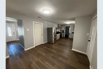 805 S 3rd Street, Grandview, TX 76050 - Photo 6