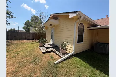 805 S 3rd Street, Grandview, TX 76050 - Photo 26