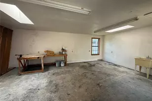 805 S 3rd St, Grandview, TX 76050 - Photo 24