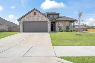 2132 Gabriel Dr, Sherman, TX 75092 - Photo 1