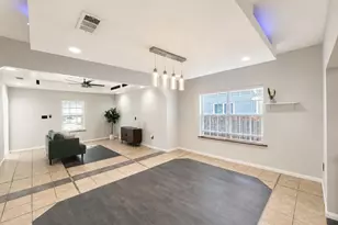 1601 S Travis St, Sherman, TX 75090 - Photo 10