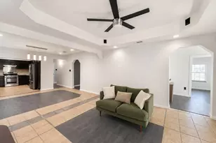 1601 S Travis St, Sherman, TX 75090 - Photo 8