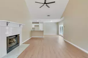 1428 Woodfern Dr, Arlington, TX 76018 - Photo 2