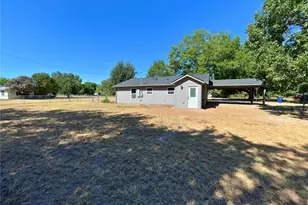 221 Mockingbird Meadows, Burleson, TX 76028 - Photo 24