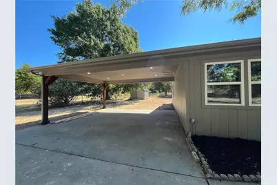 221 Mockingbird Meadows, Burleson, TX 76028 - Photo 22