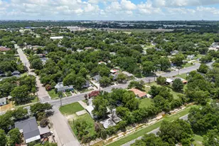 1320 S 26th St, Waco, TX 76706 - Photo 34