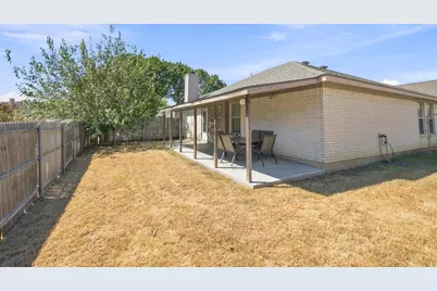 1300 Meadowbrook Lane, Crowley, TX 76036 - Photo 26