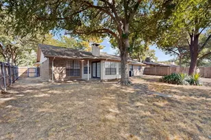 1020 Almond Dr, Mansfield, TX 76063 - Photo 36