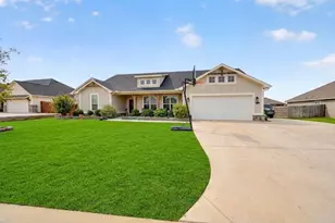 113 Ridgetop Trl, Rhome, TX 76078 - Photo 2